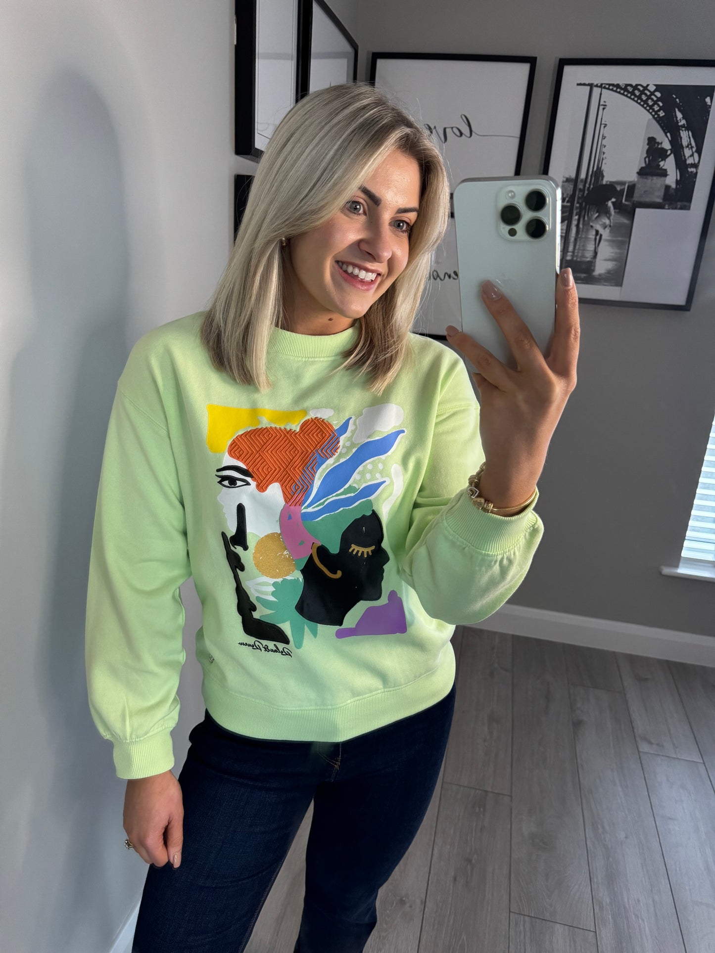 Relax & Renew Alex Pale Green Sweatshirt