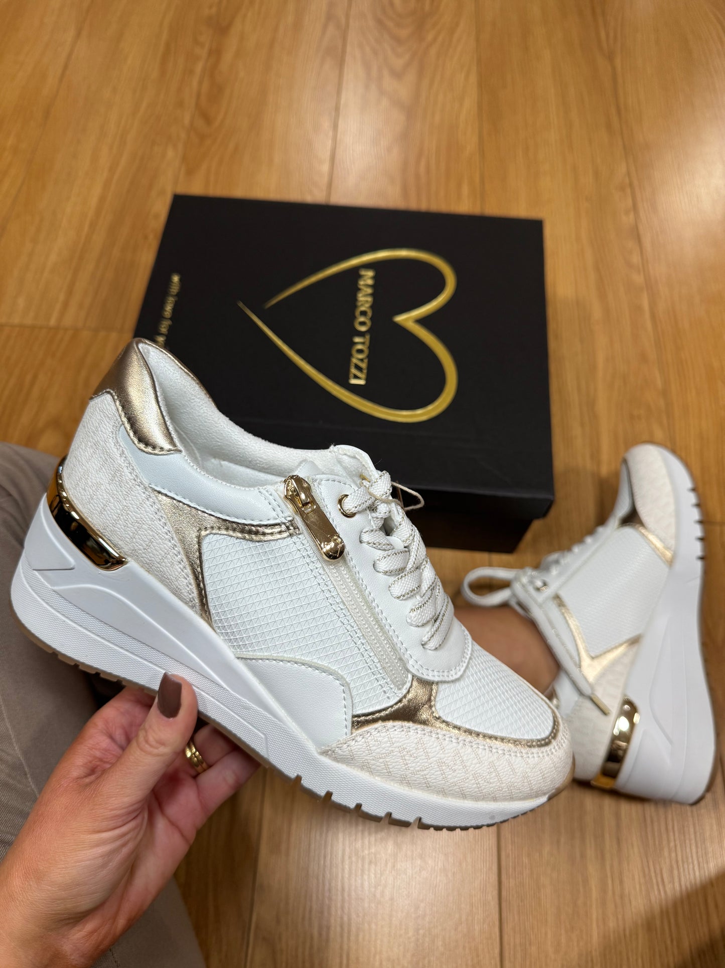 Marco Tozzi White/Gold Wedge Trainer