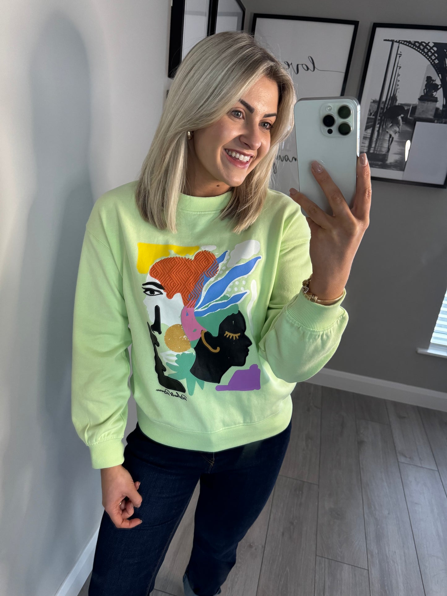 Relax & Renew Alex Pale Green Sweatshirt