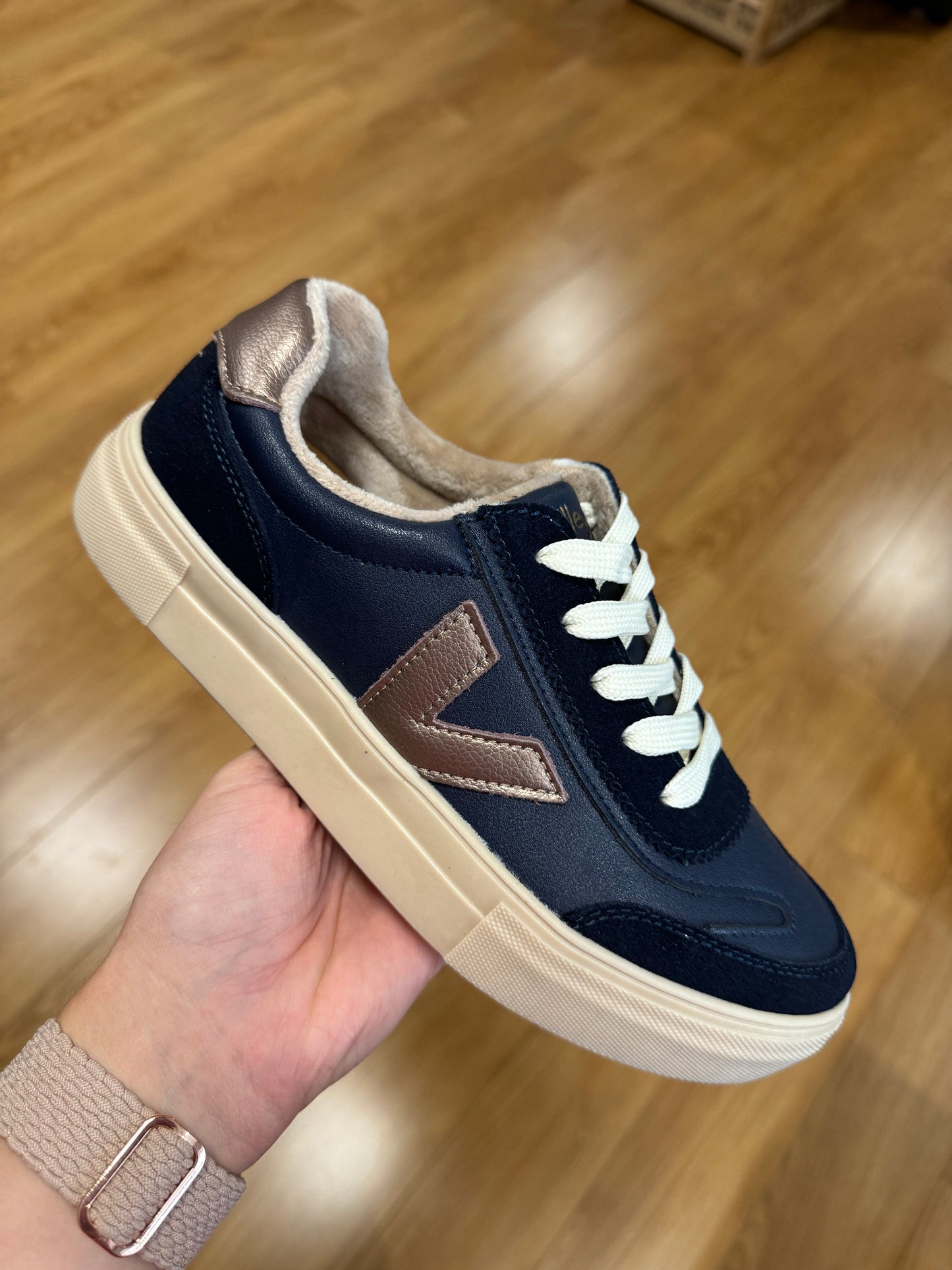 Drilleys Eighty Navy Trainer