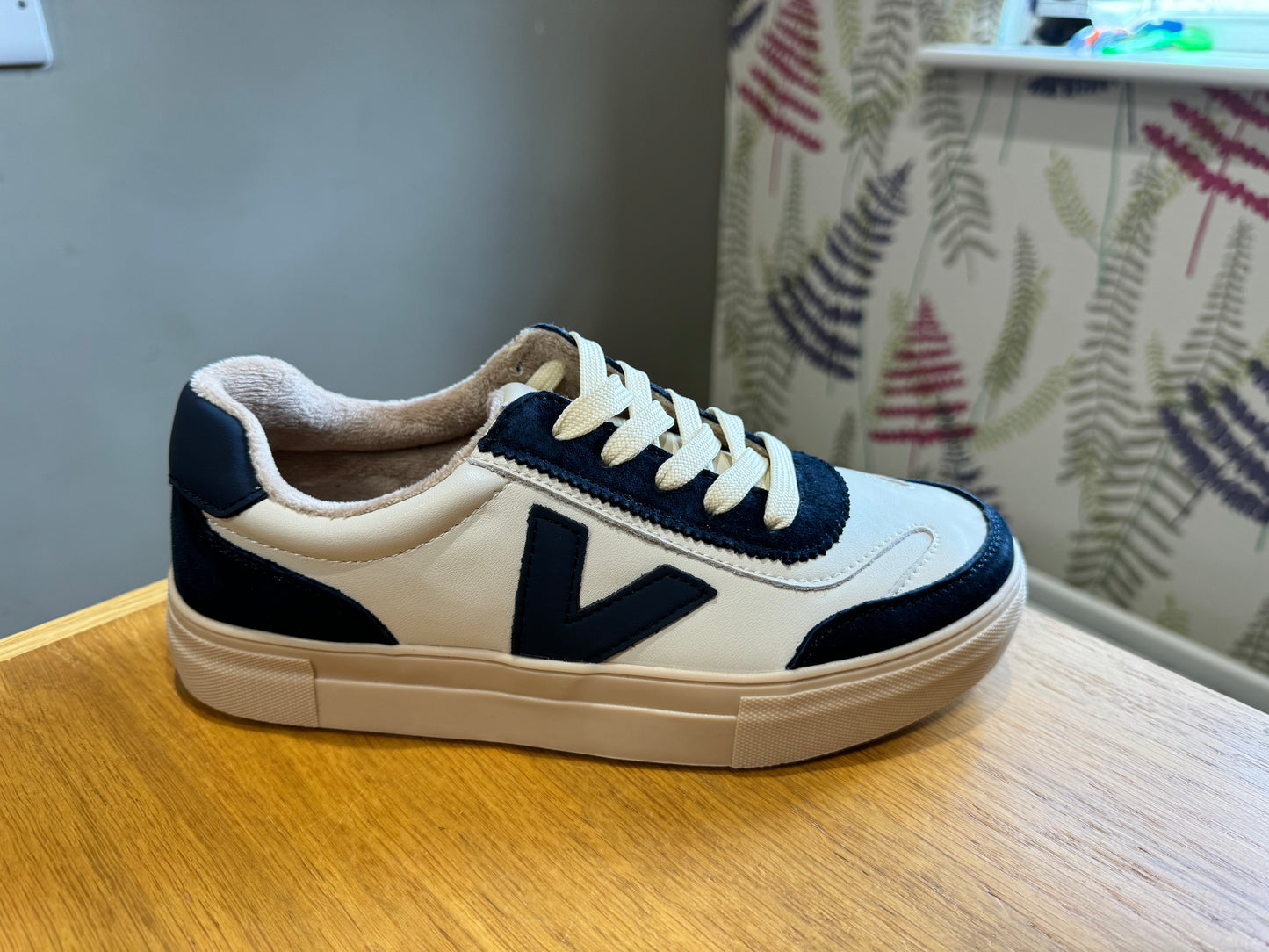 Drilleys Eighty Whipped Blue Trainer