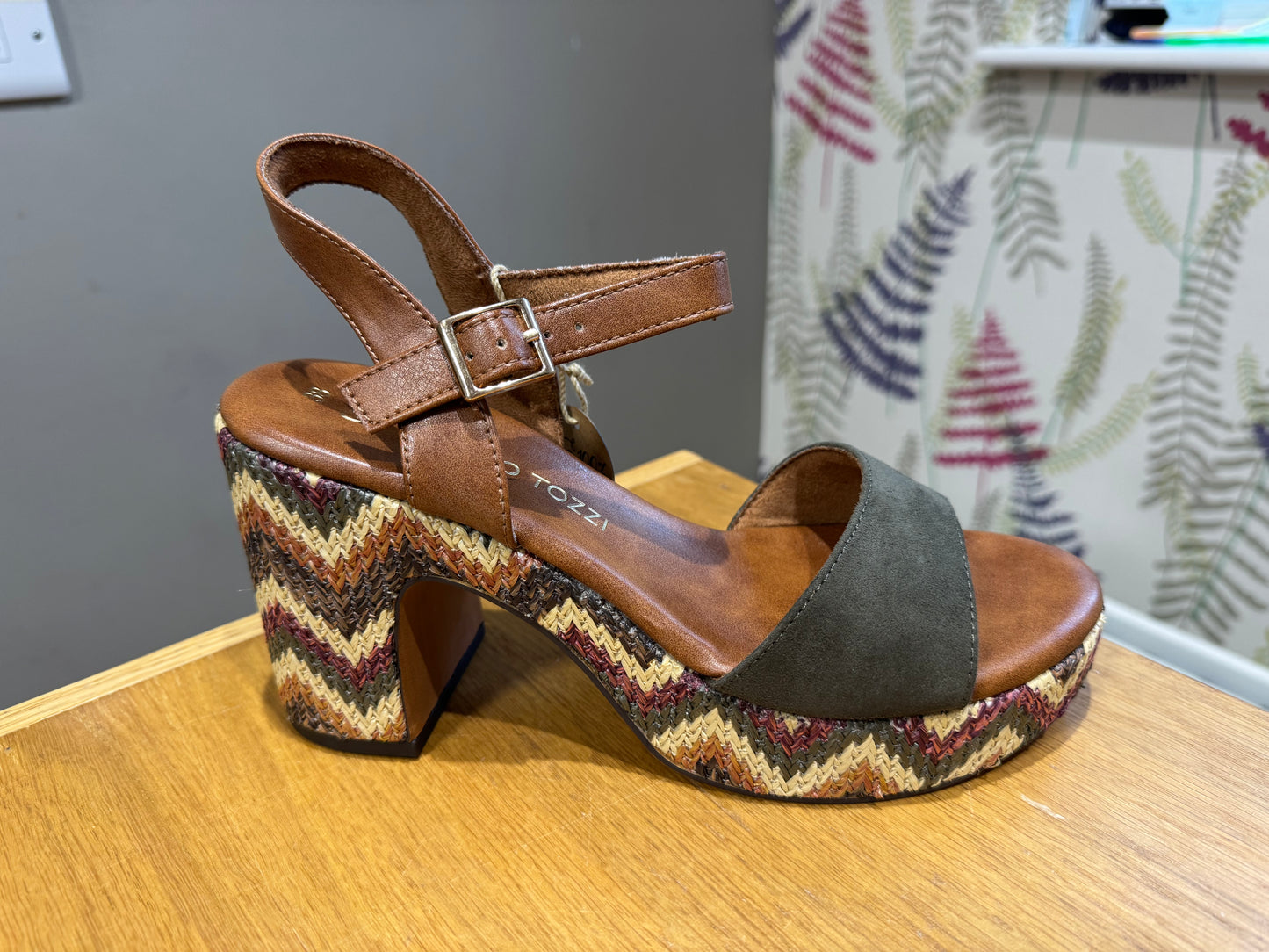 Marco Tozzi Khaki Print Sandal