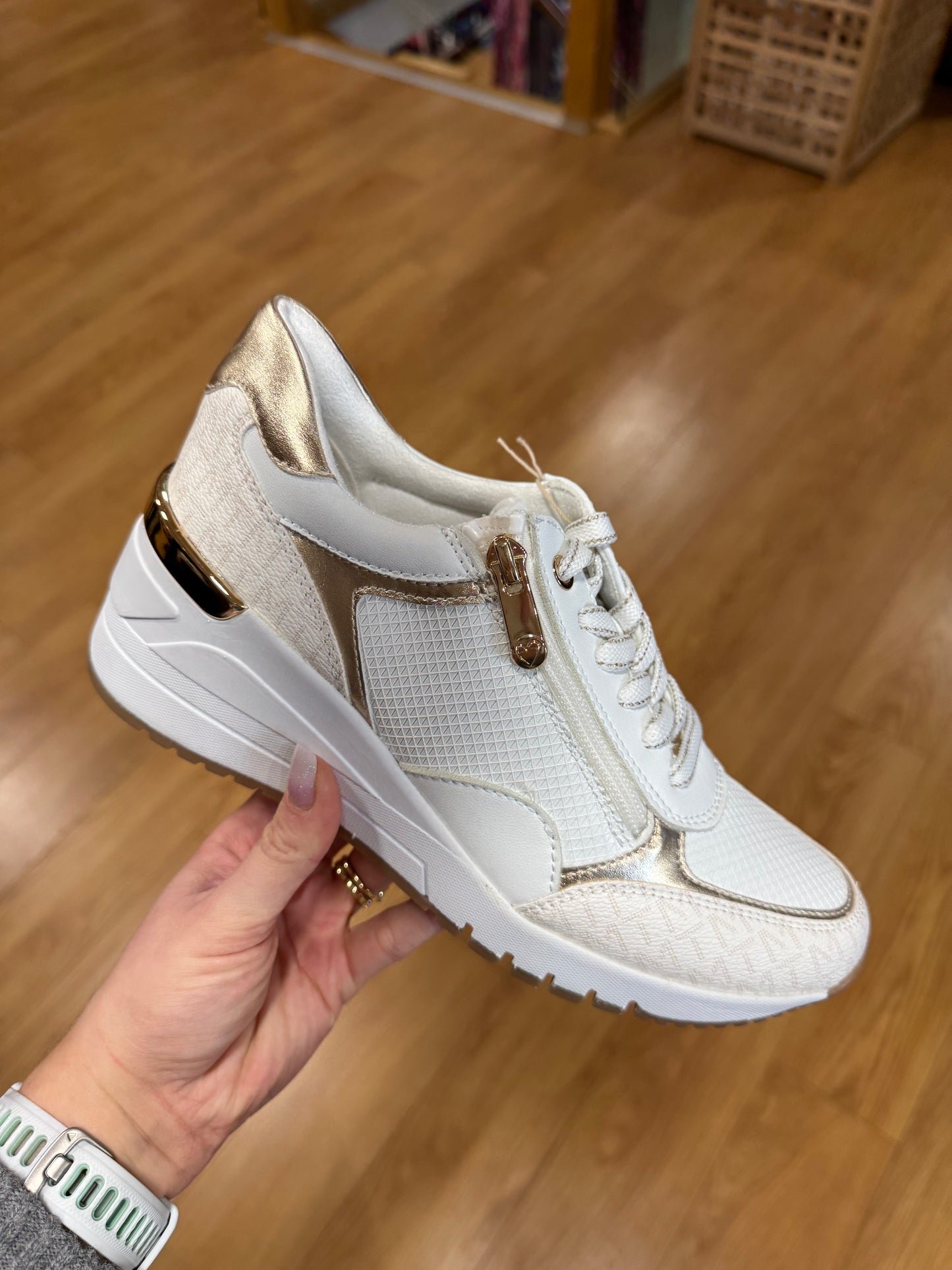 Marco Tozzi White/Gold Wedge Trainer