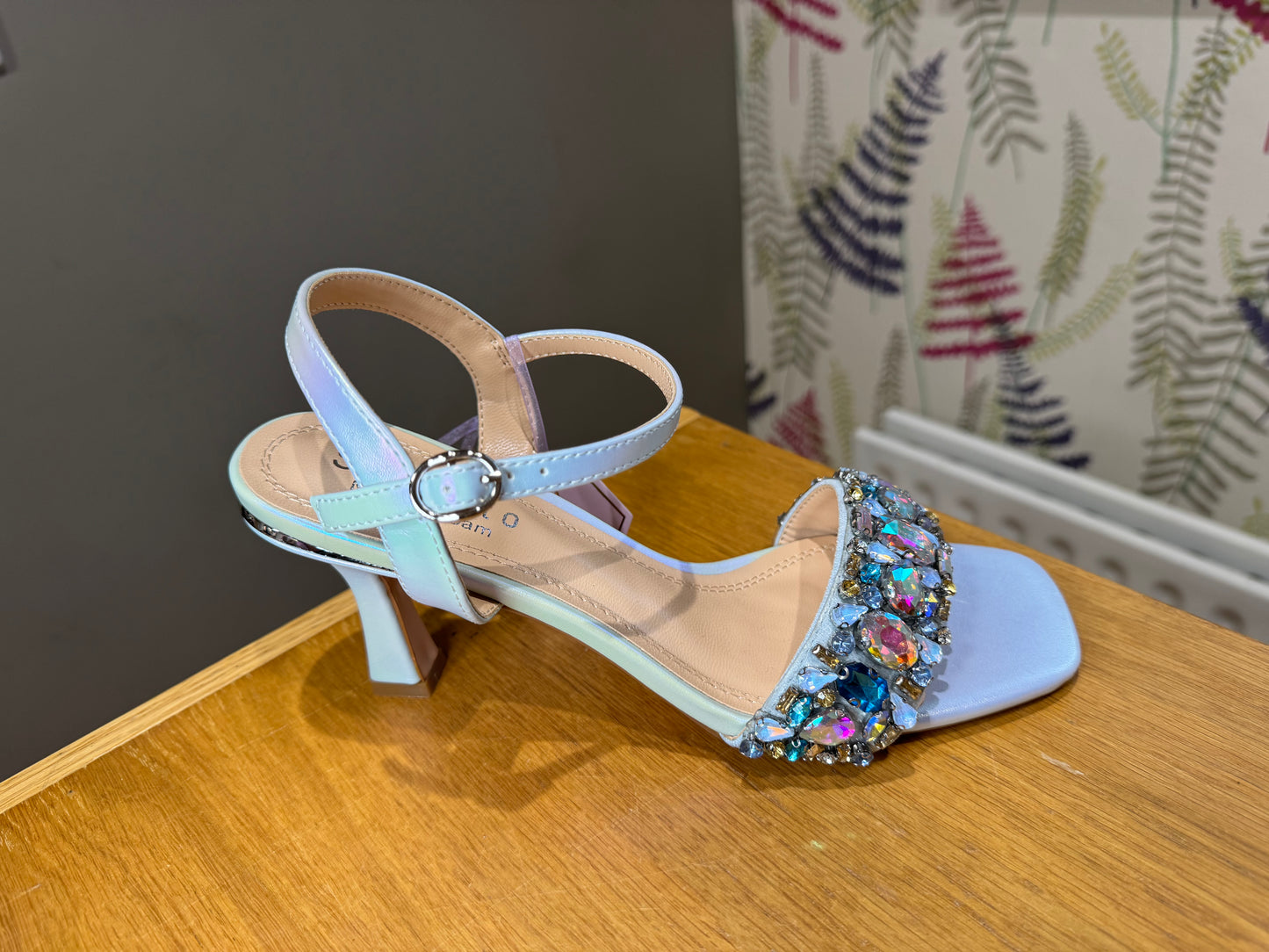 Sorento Giln Sky Blue Gem Sandal